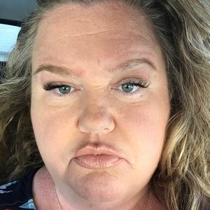 Meet your Posher, Kathleen